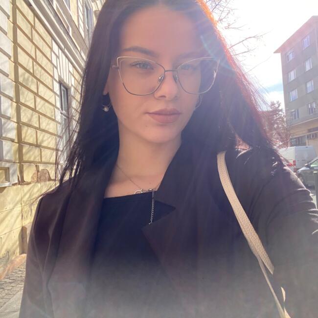 Babysitter στην περιοχή Κλουζ-Ναπόκα: Nely