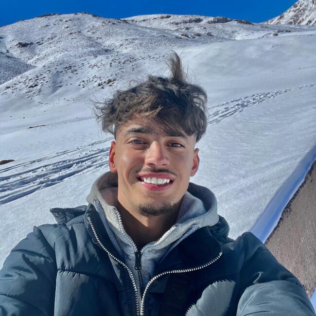 Babysitting job in Madrid: Abed