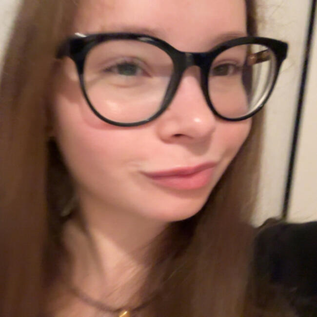 Babysitter in Ganshoren: Eloane