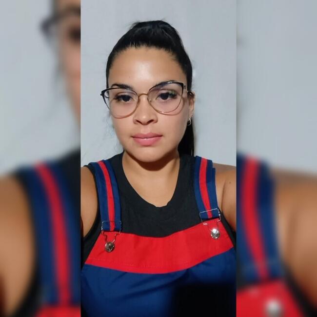 Babysitter in Moreno: Nadia Fernanda