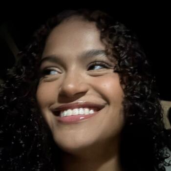 Babysitter in Brasília: Letícia