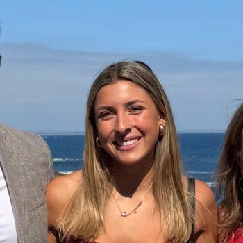 Babysitter in Melbourne: Paige