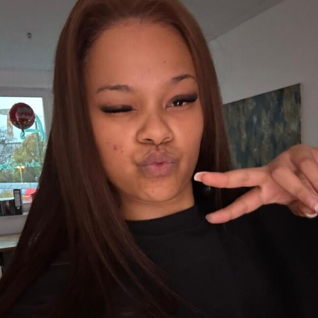 Babysitter in Hamburg: Djamila