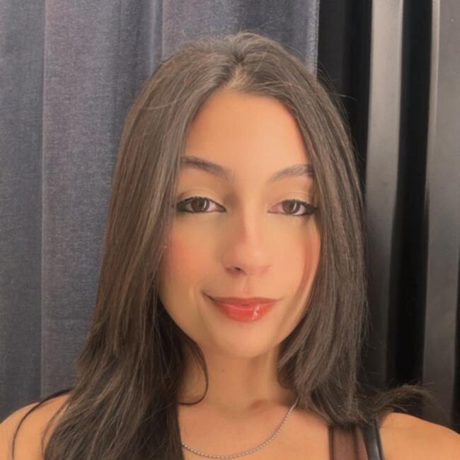 Babysitter in Ribeirão Preto: Mariana