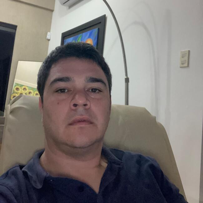 Trabajo para niñera en Lambaré: Osmar