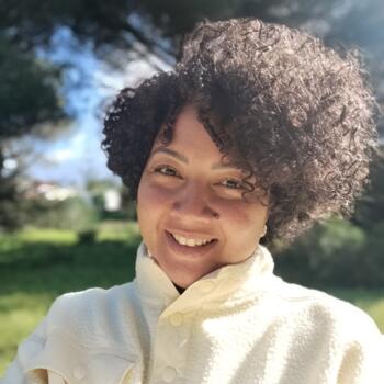 Babysitter Almada: Talita