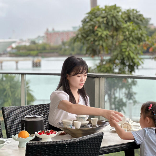 Babysitting job in Singapore: Jane