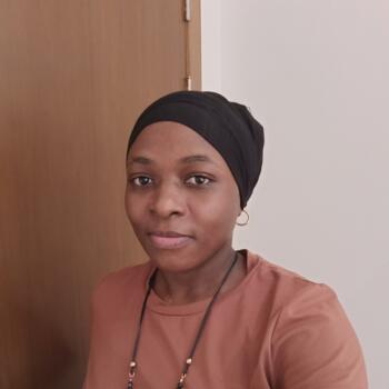 Babysitter in Riyadh: Esther