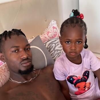 Trabalhos de ama em Barreiro: Trabalho de babysitting Ciany Naissa