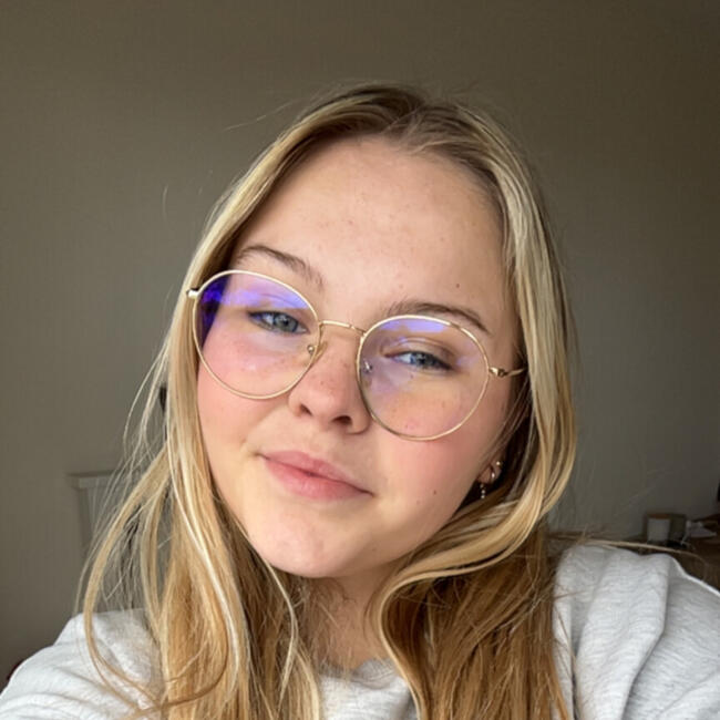 Babysitter in Bilzen: Aline