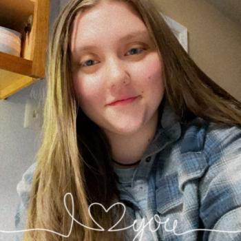 Babysitter in Virginia Beach: Lori