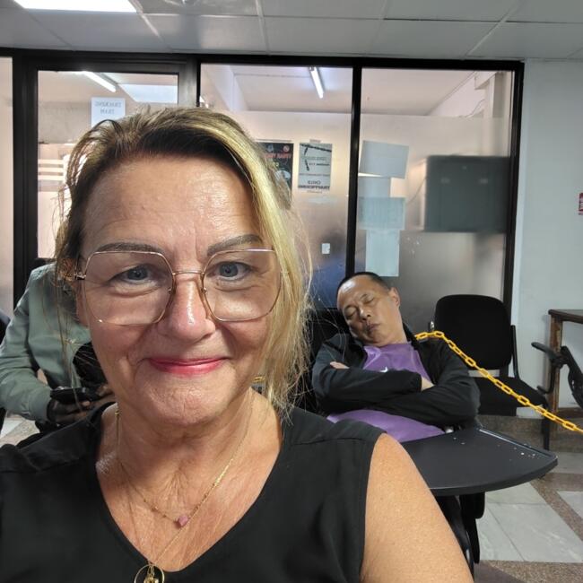 Babysitter in Toulon: Barbara