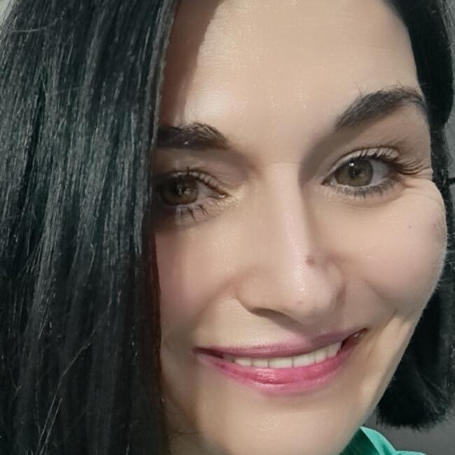 Babysitter στην περιοχή Τρίκαλα: Νάντια
