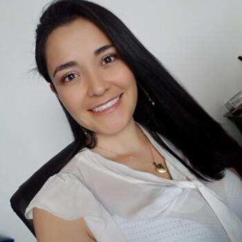 Babysitting job in Melbourne: babysitting job Pao