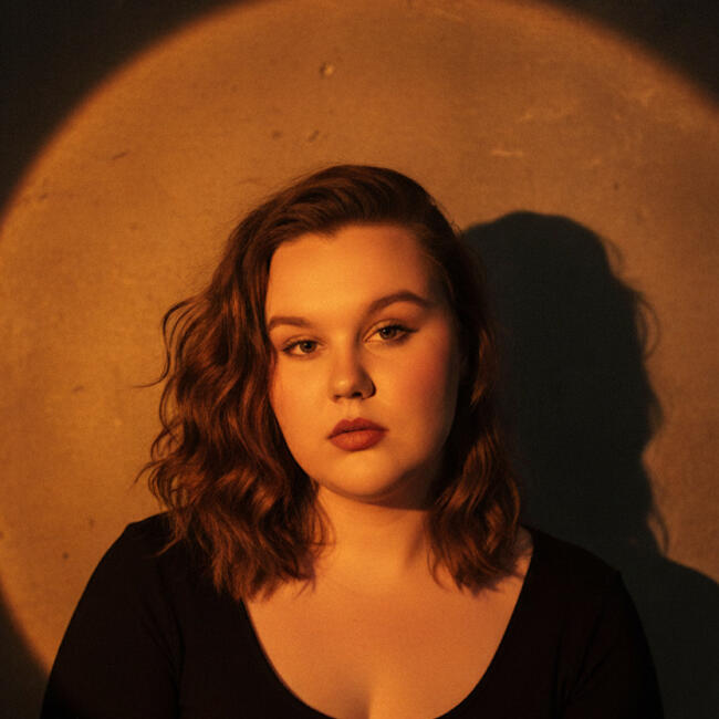 Babysitter in Merville: Louisa