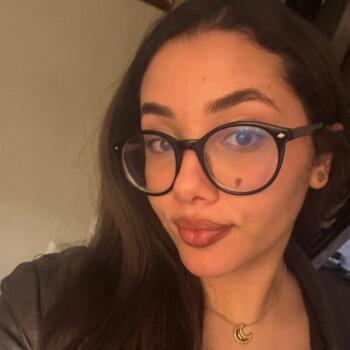 Babysitter in Montreal: Annela