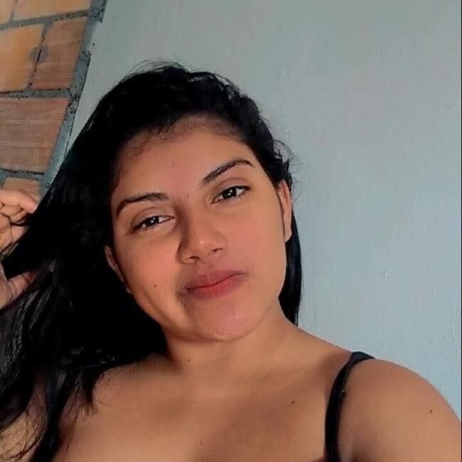 Babá em Barra Velha: Ana Paula Santos dos Santos