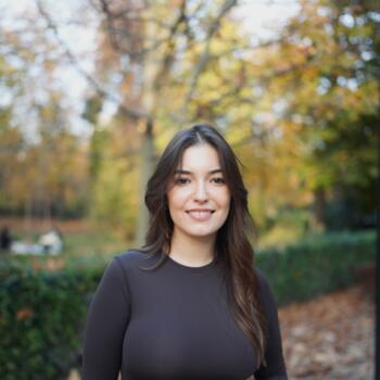 Babysitter em Maia: Diana