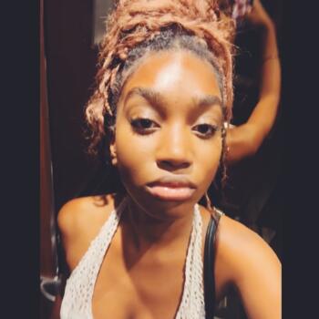 Babysitter in Ottawa: Kerr-Mia