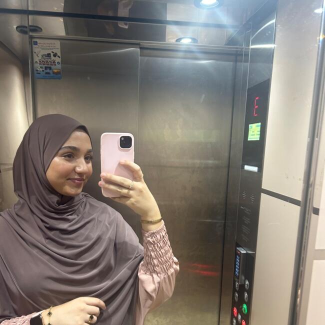 Babysitter in The Hague: Salma