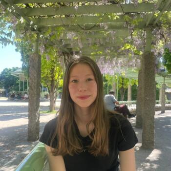 Babysitter in Courbevoie: Lorelei Pion