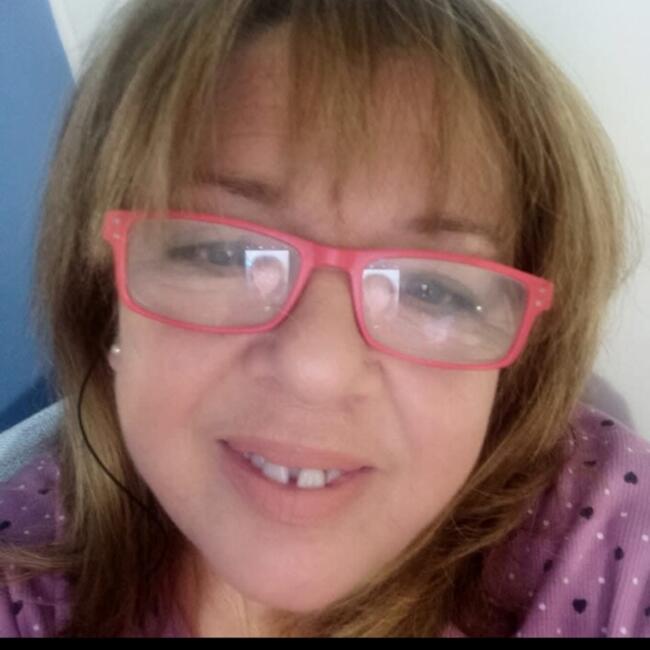 Babysitter στην περιοχή Καλλιθέα: ΧΑΡΑΛΑΜΠΙΑ