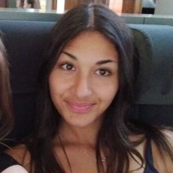 Babysitter in Brunoy: Liana