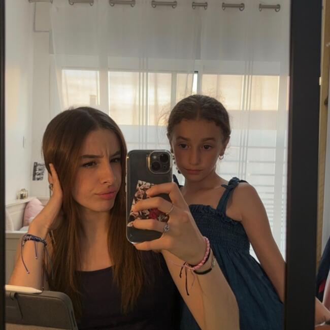 Babysitter in Dives-sur-Mer: Ines