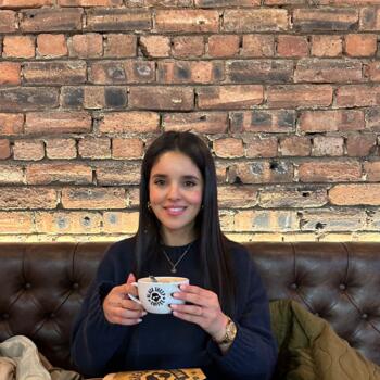 Babysitter in Dublin: Layla