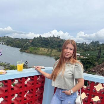 Babysitter in Rionegro: Mariana