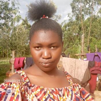 Nanny in Nairobi: Caren