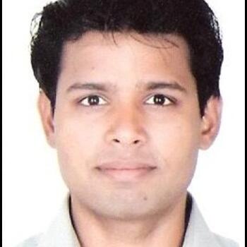 बेबीसिटर दिल्ली: Manish