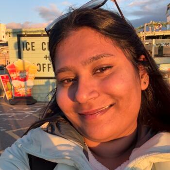 Babysitter Guildford: Thrupthi