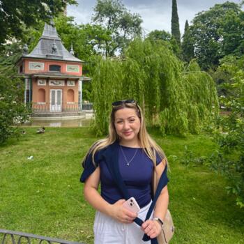 Babysitter in Madrid: Vanessa