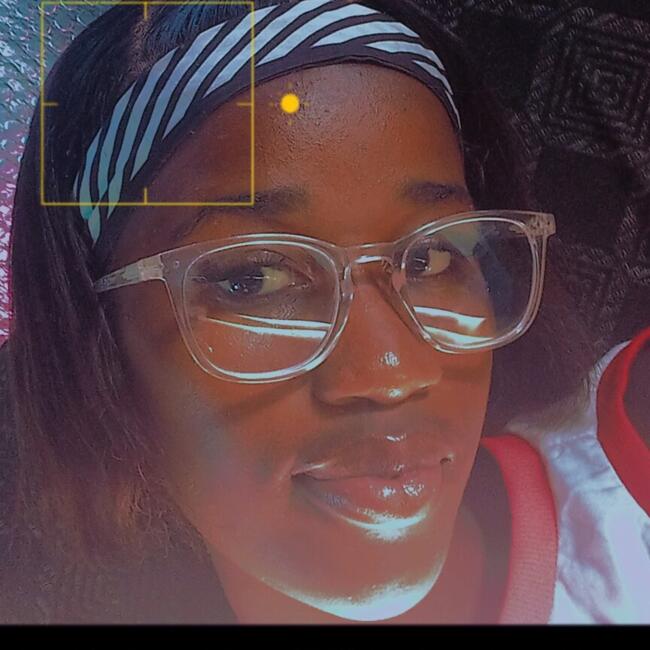 Babysitter in Cape Town: Buhle