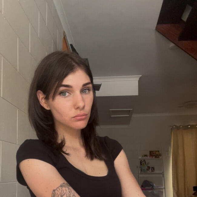 Babysitting job in Cairns: Vera