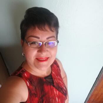 Niñera en San José: Cinthia