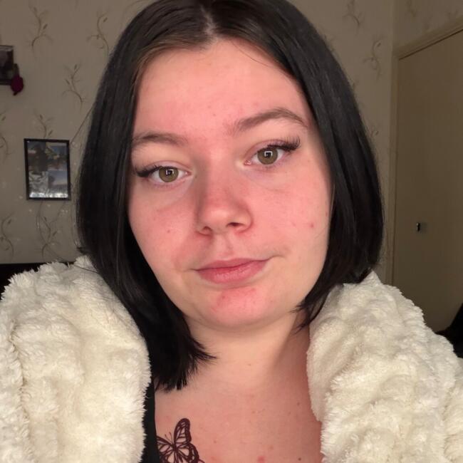 Babysitter in Simandre-sur-Suran: Dayras