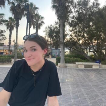 Babysitter Braine-l’Alleud: Juliette