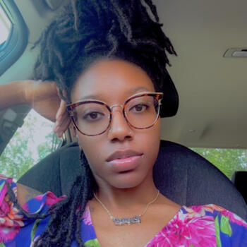 Babysitting job in Durham: babysitting job Dystini