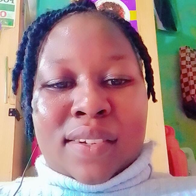 جليسة أطفال في دبي: Sharon