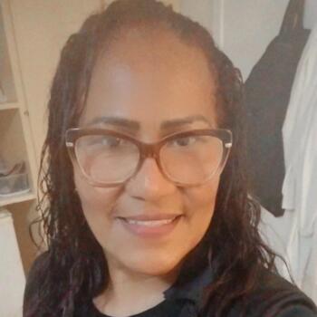 Babysitter in Brasília: Miracy