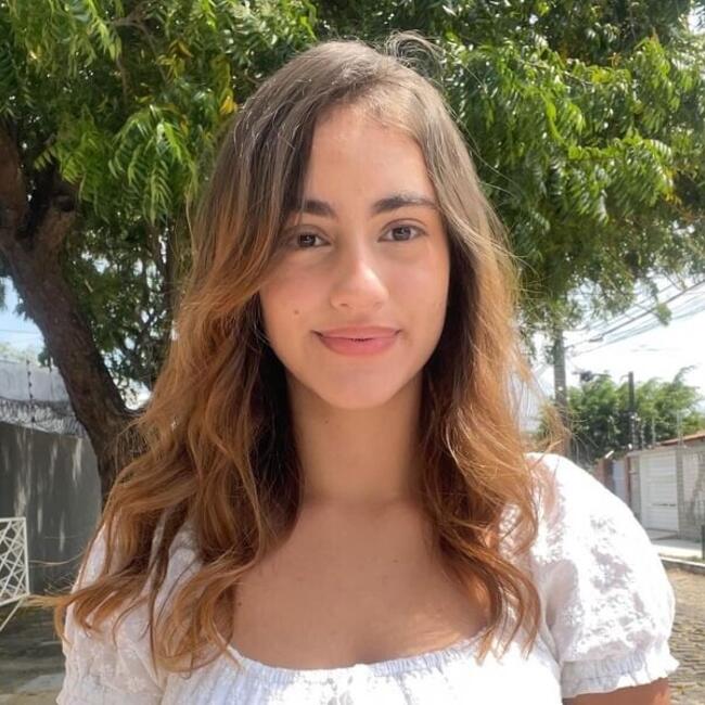 Babysitter in Lyon: Heloise