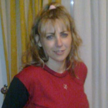 Baby-sitter in Chiètres: Mendes