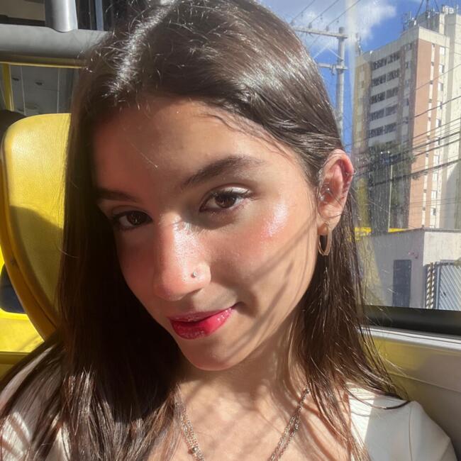 Babysitter in São Caetano do Sul: Isabela