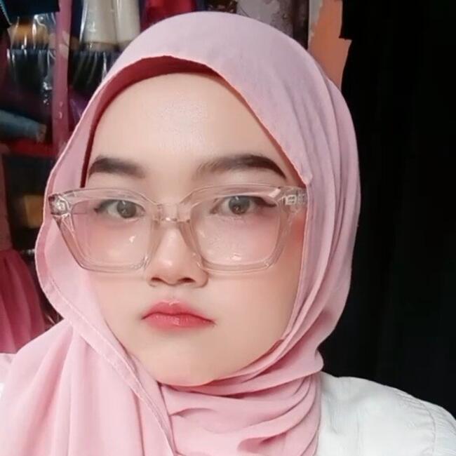 Babysitter di Kota Bekasi: Rani