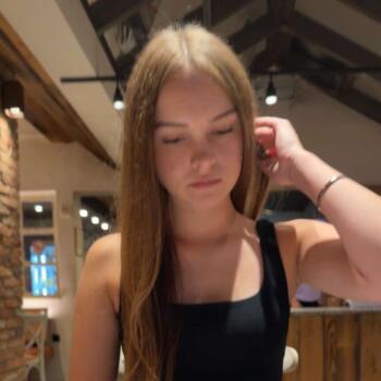 Varuška v Lončarjev Dol: Žana