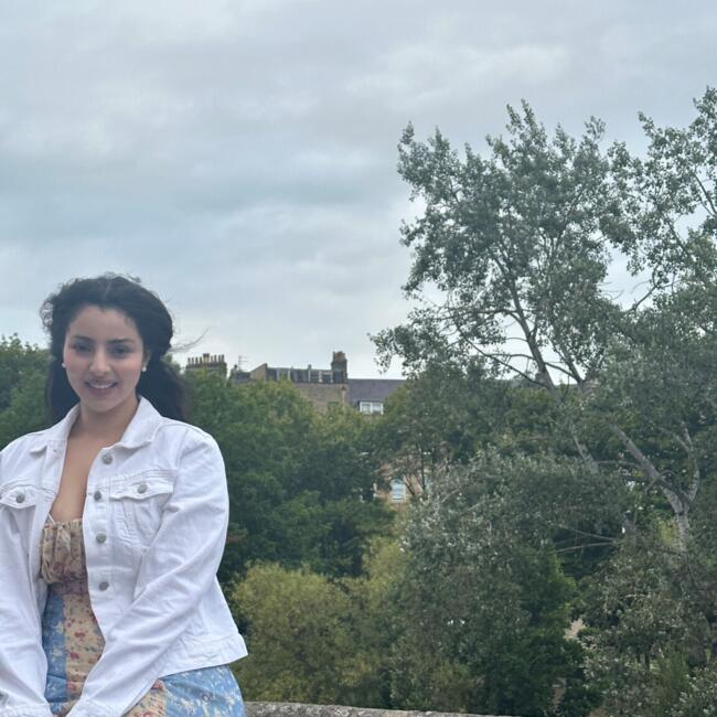 Babysitter in Londres: BOUCHRA