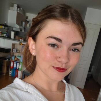 Babysitter in Blois: Oceane