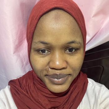 Babysitter Doha: Habiba